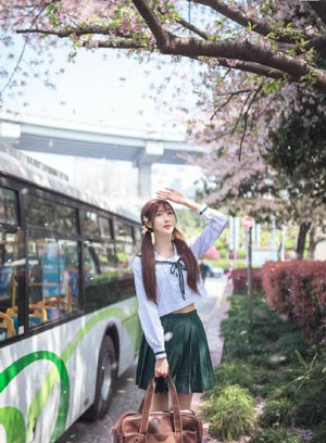 姑娘8完整版《在线观看》