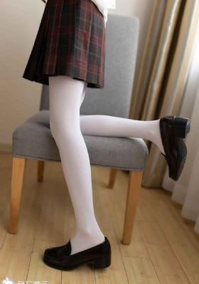 大胸邻居的阿2